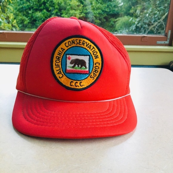 California Red hat NWOT - Picture 2 of 6